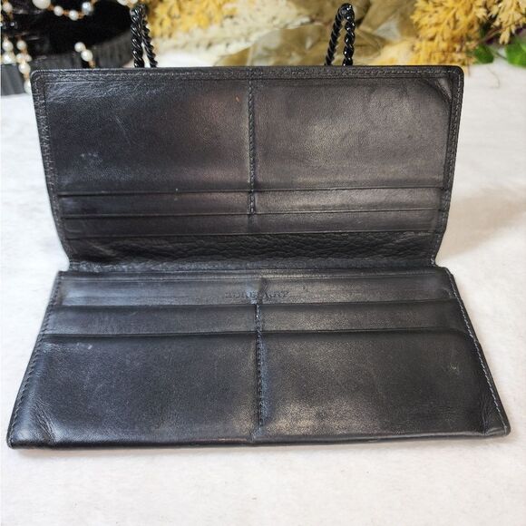 Authentic Burberry Long Wallet - Picture 3 of 11